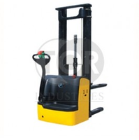 Самоходный штабелер CDDR15-II, 1.5TX4.5M